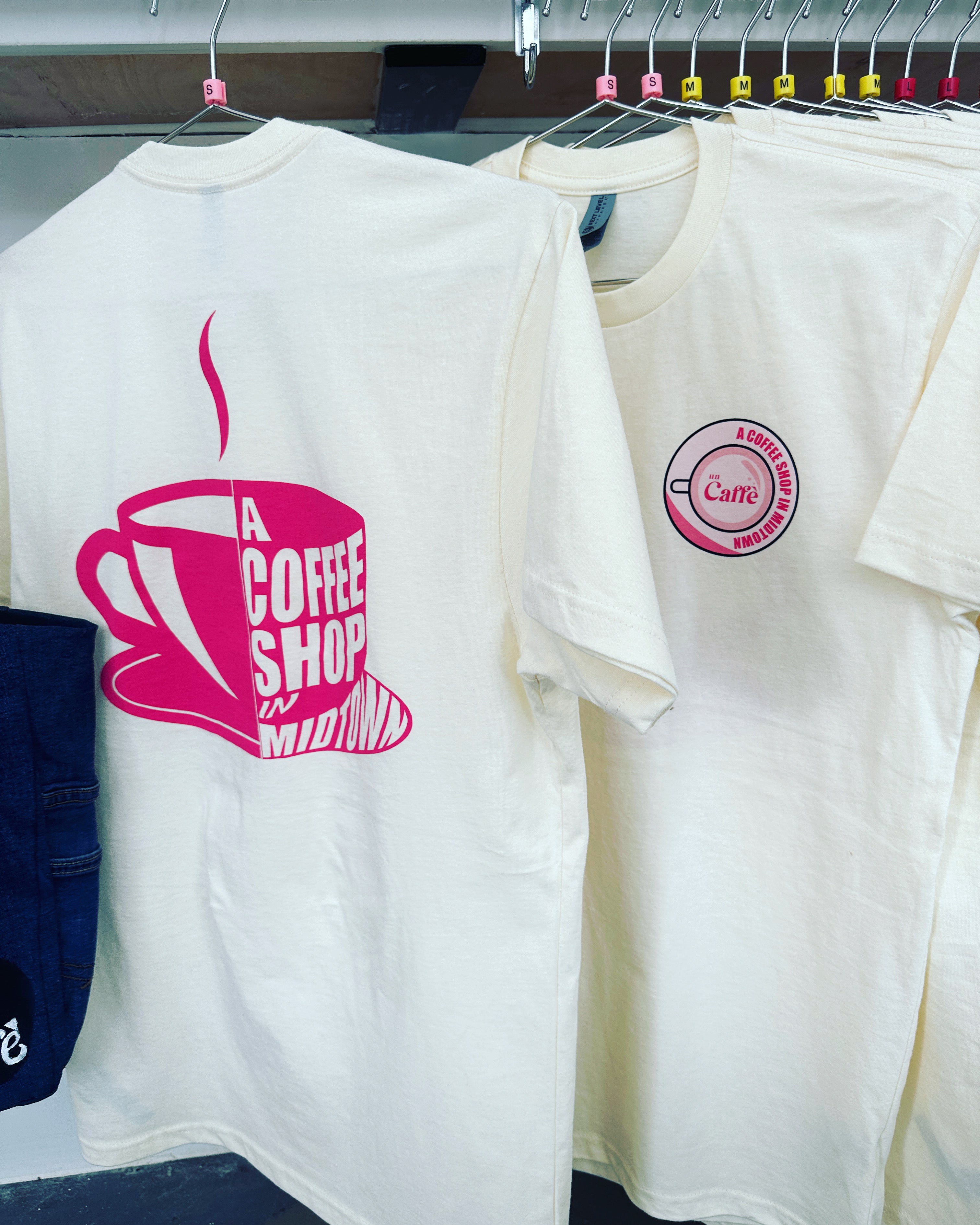 Short Sleeve T Shirts, Hot Pink Cup - Un Caffè